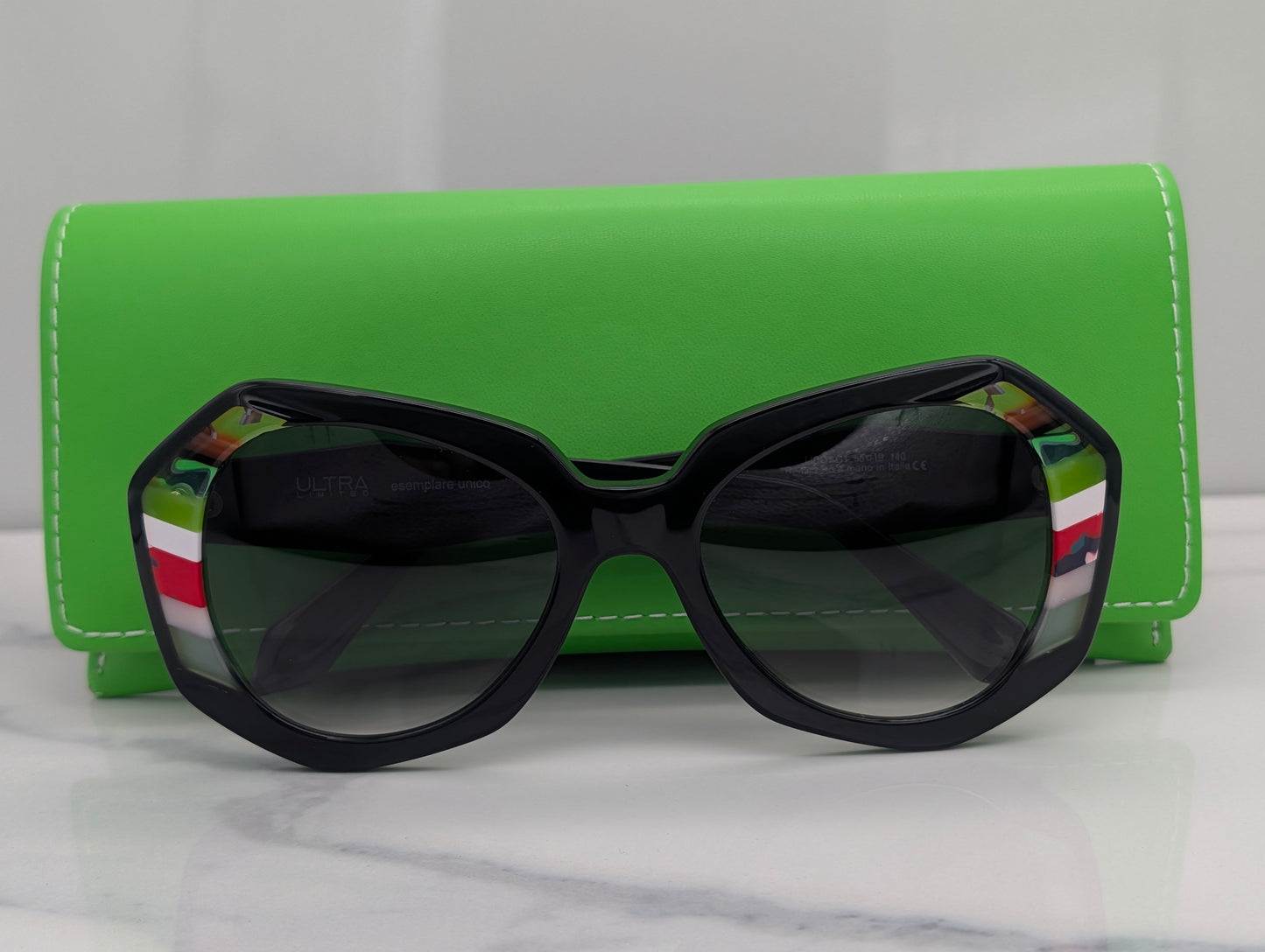 Ultra Limited Lido noir 1003