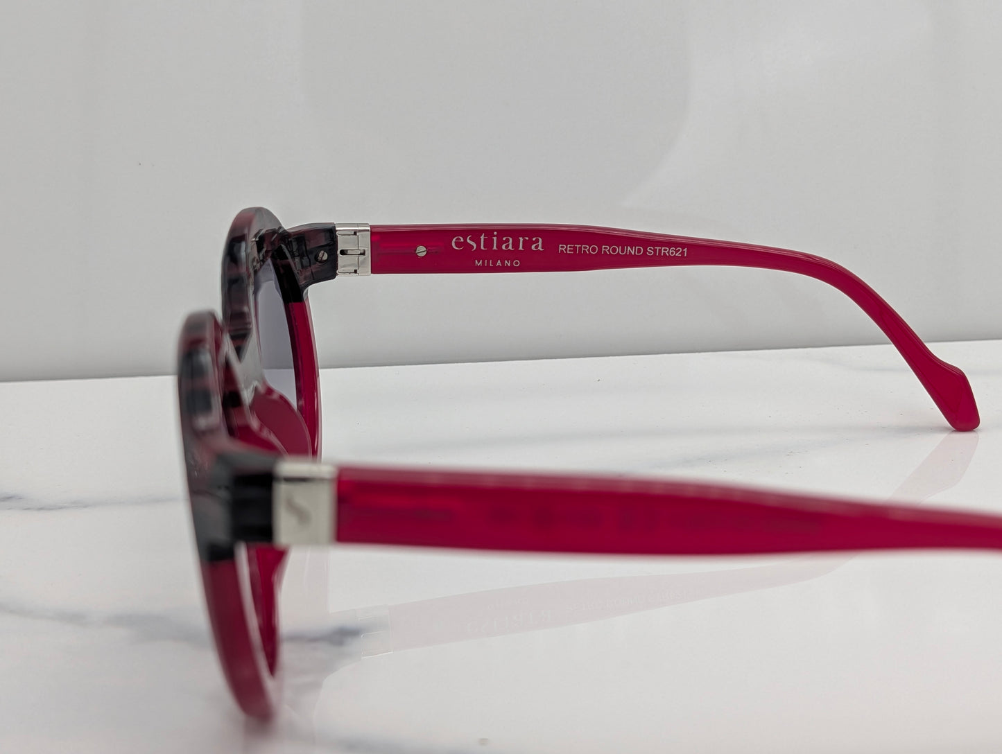 Estiara Milano – Retro Round STR621